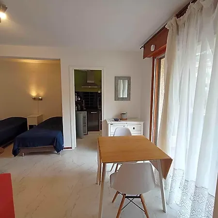 Appartement 2vse-alz07 Dans Résidence Calme Proche
